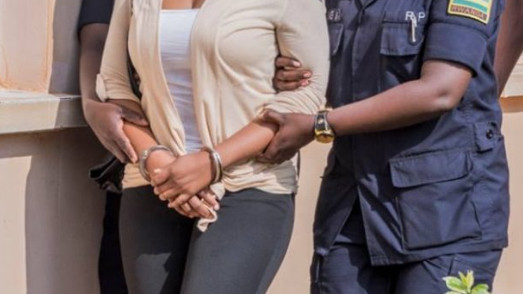 La femme de ménage vole les 2 millions 900 mille francs de sa patronne